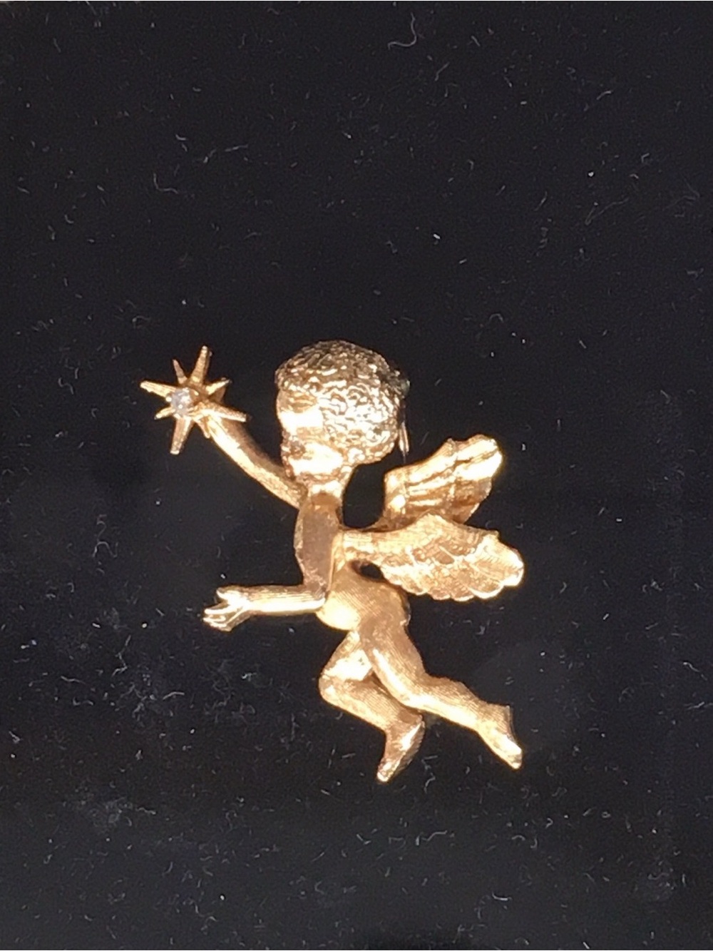 14 K Gold Cherub  Brooch 1 7/8 long 14 k gold vintage for diamond  for women !